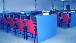 蒙城東潤鋼木家具網(wǎng)吧專用沙發(fā)系列 舒適與耐用的完美結(jié)合